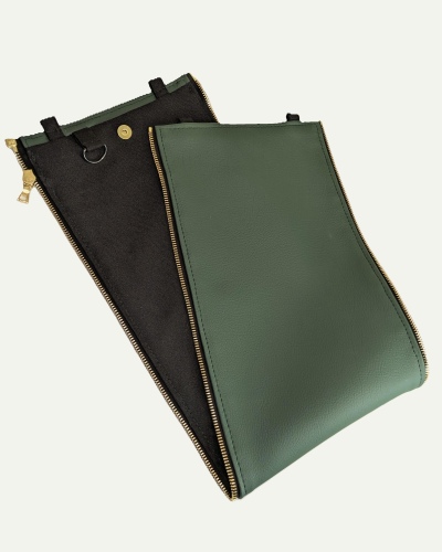 Handgemachtes Mittelteil aus grünem, veganem Bio-Kunstleber mit Golddetails